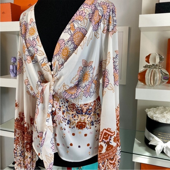 FREE PEOPLE BOHO COTTAGECORE FRONT TIE BLOUSE - Picture 2 of 6